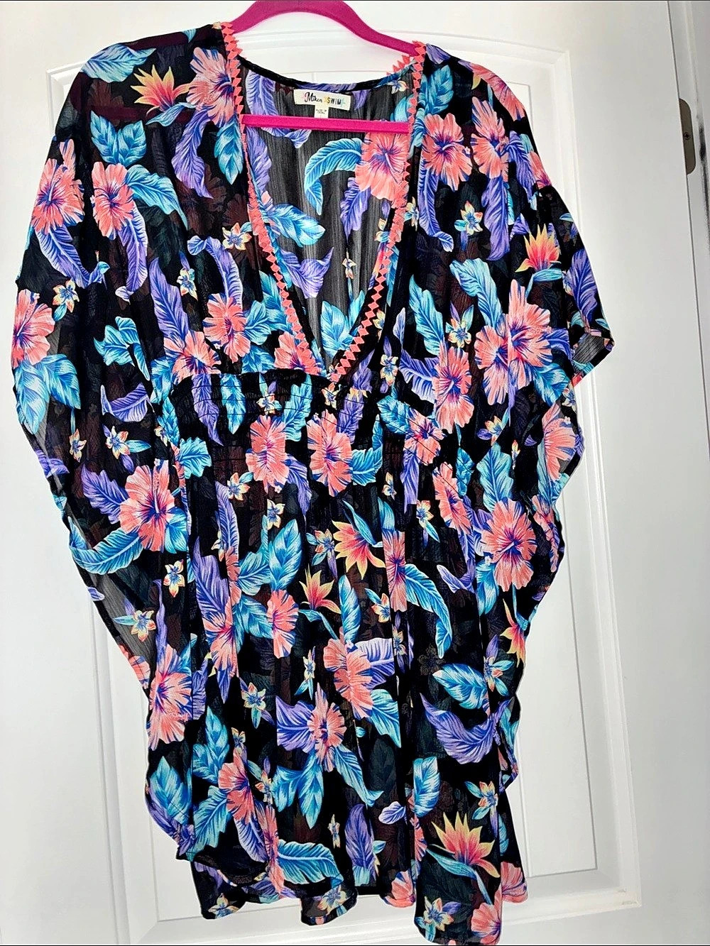 Miken Swim Floral Swim Cover-Up in Black & Pink Large Like New